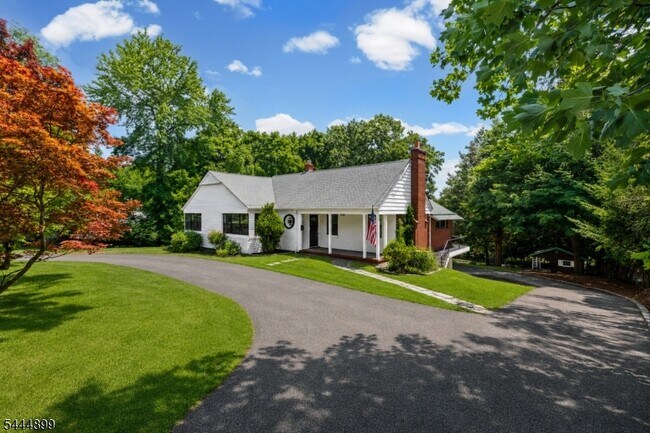 Photo - 140 N Farview Ave