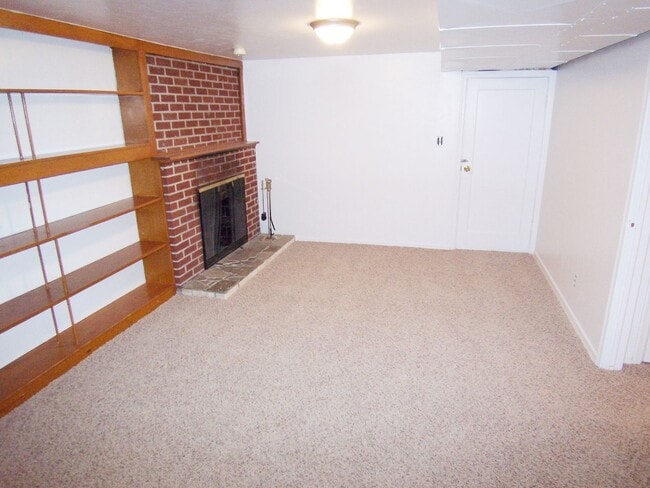 Photo - 85 Princeton Ave Unit B