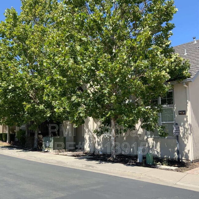 Photo - 6347 Newhaven Ln