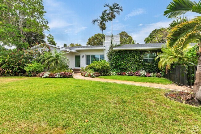 Building Photo - 7311 W Lake Dr Rental