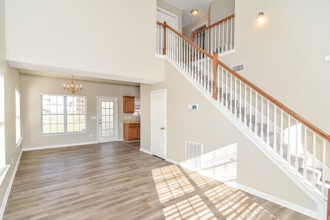 Photo - 612 Mable Dr