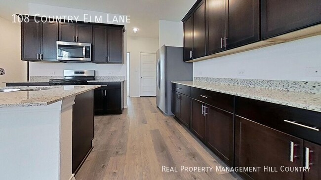 Photo - 108 Country Elm Ln
