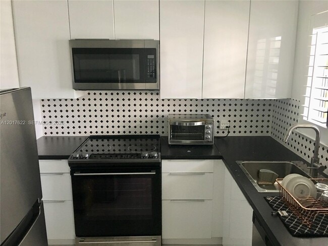 Photo - 1610 Lenox Ave. Unit 416
