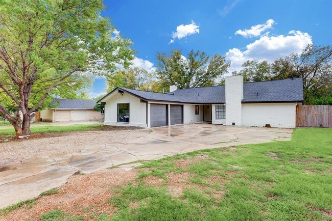 Building Photo - 5209 Purple Sage Dr