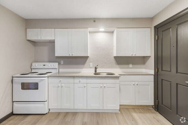 Building Photo - 403 1/2 Garfield St S-17 Unit 17 Rental