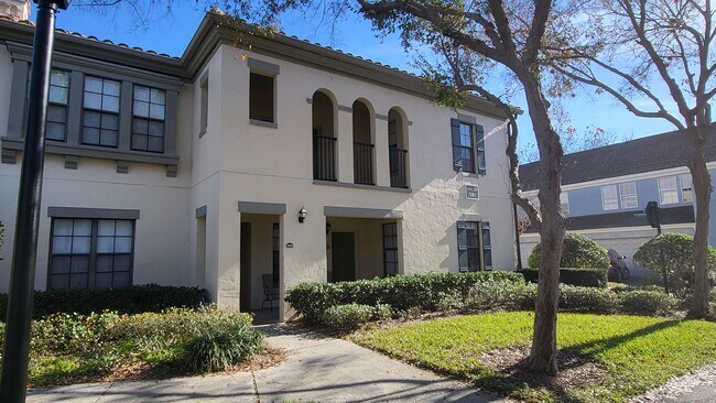 Photo - Come see this modern, elegant condo in Celebration! Unidad 206