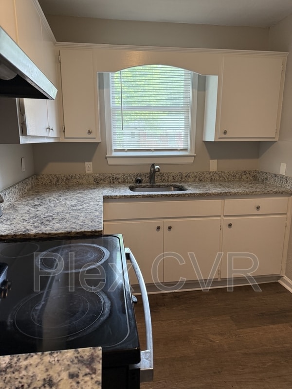 Photo - 3134 Head St