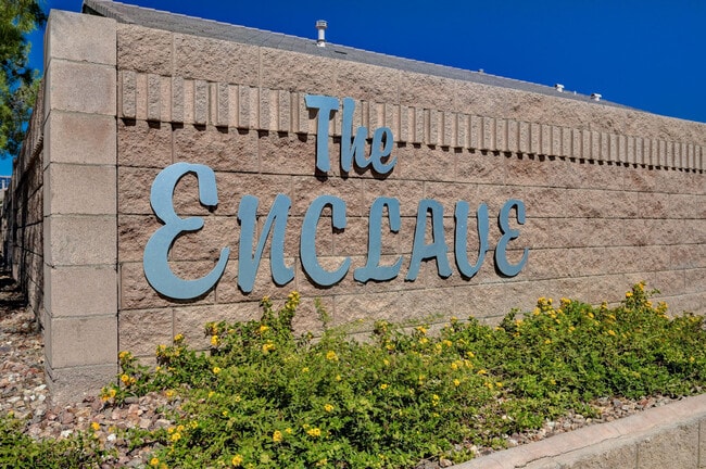 Photo - 8125 Chestnut Hollow Ave