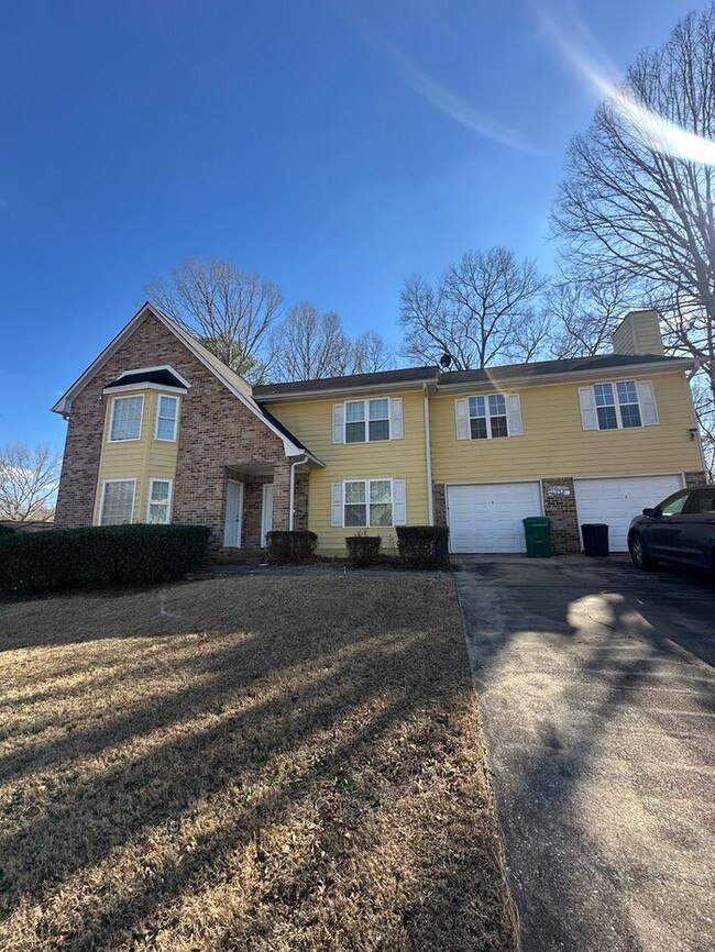 Photo - NOW READY! 1 bedroom 1 bath unit!