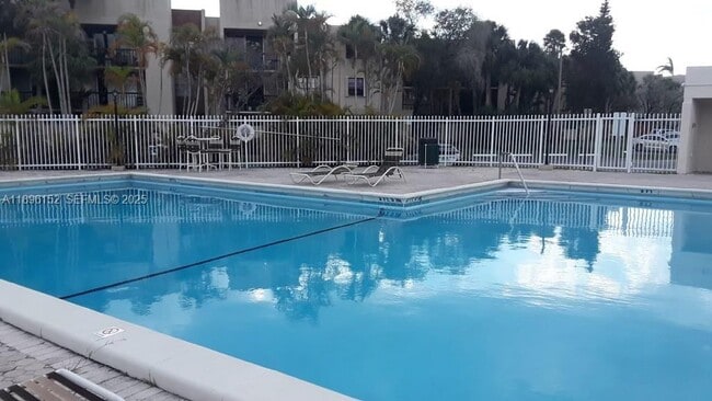 Photo - 10855 SW 112th Ave Unit 215