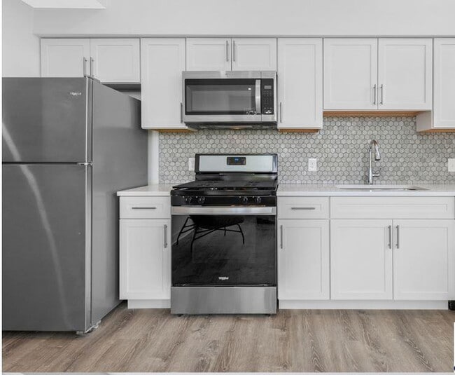 Building Photo - 1 bedroom in Everett MA 02368 Rental