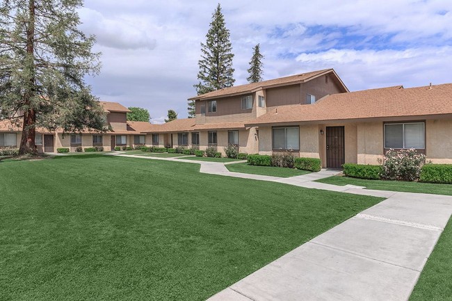 Photo - Camelot Square Apartment