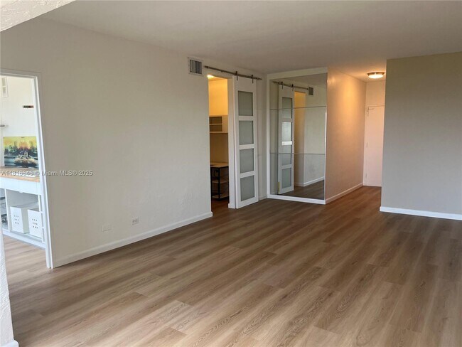 Photo - 3 Island Ave Unit 08A