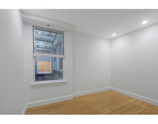 Photo - 136 Boylston St Unit 4