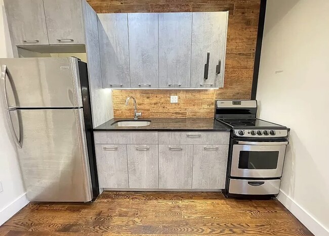 Photo - 2156A Fulton St Unidad 3A