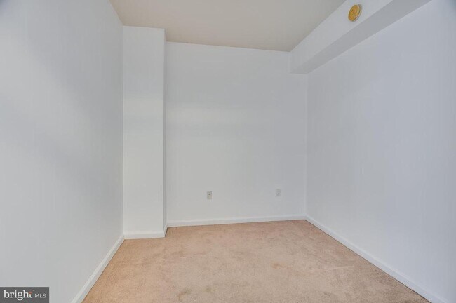 Photo - 440 L St NW Unidad 913