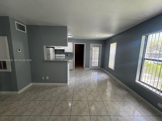 Photo - 8793 NW 39th St Unit 7 blgd