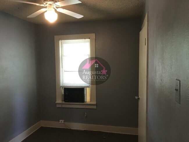 Photo - Weekly-1517 Avenue D Unit 1517 B Upstairs