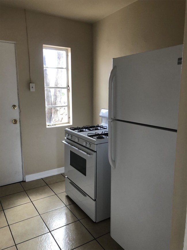 Photo - 1318 St Johns Dr