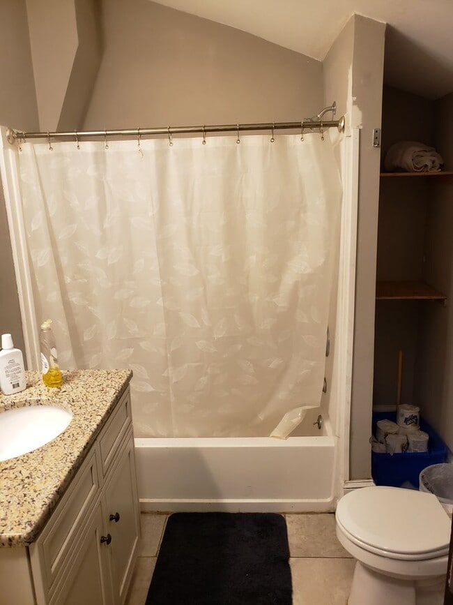 Photo - Newly Renovated Temple Student Housing