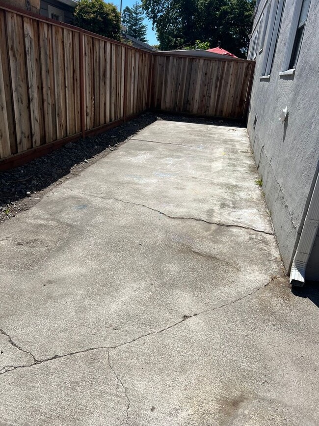 Photo - Ready to Move-In (3bed/1 bath, one unit of...