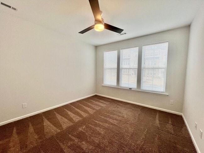 Photo - 109 Hickory Plns Rd