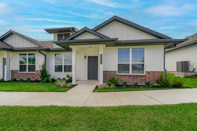 Photo - 2011 Vintage Farms Wy Townhome