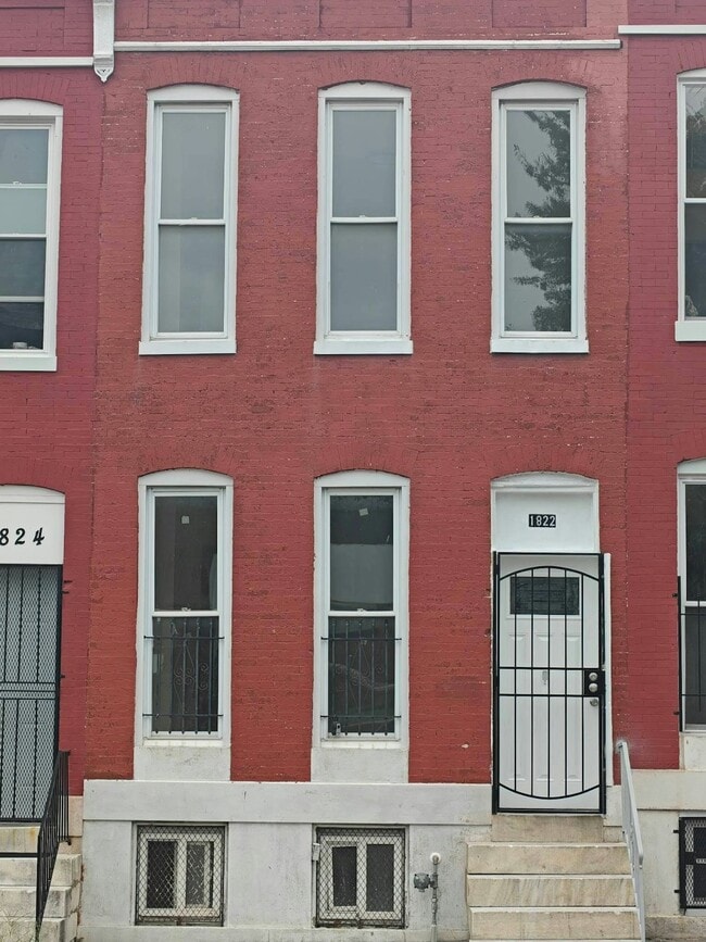 Photo - 1822 Harlem Ave House