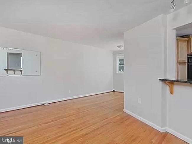 Photo - 207 Cornell Rd
