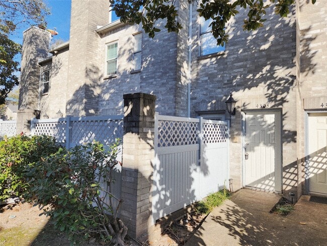 Photo - 6000 Reims Rd Unidad 4303