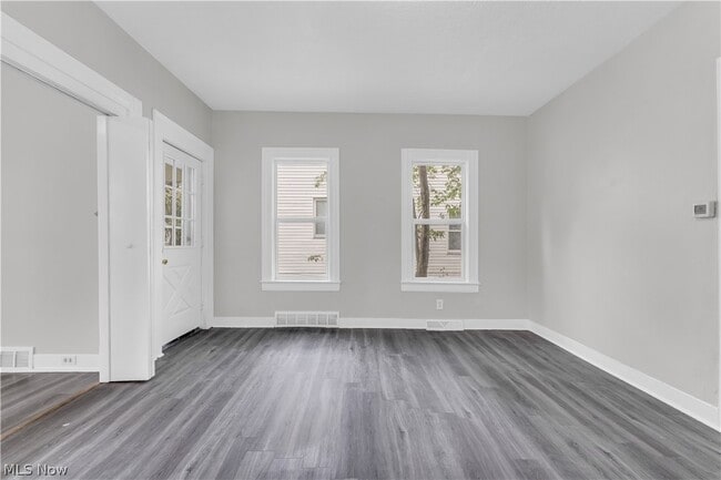 Photo - 14131 Berwyn Ave
