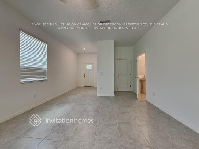 Photo - 5155 Forum Blvd