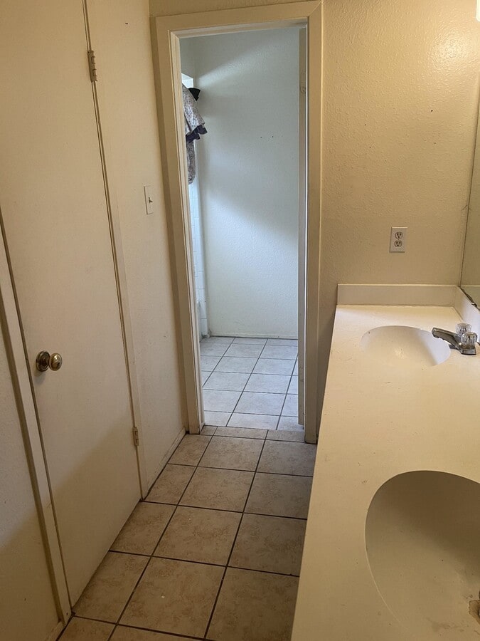 Photo - 708 Carol Lynn Dr