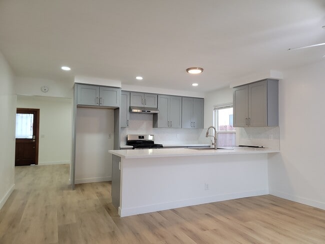 8287 Lapiz Drive