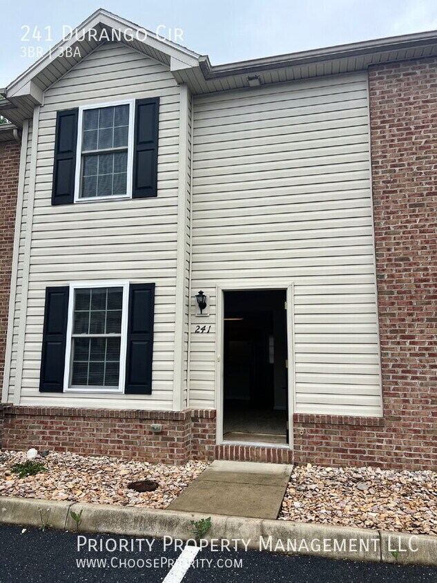 Photo - 241 Durango Cir-