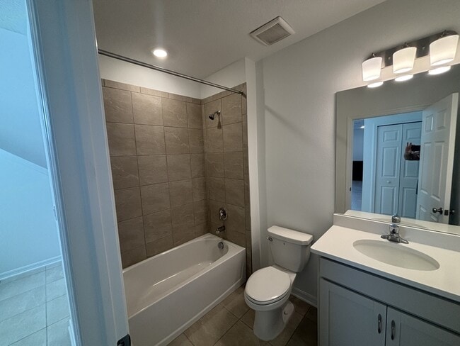 Photo - 16842 Fiesta Dr