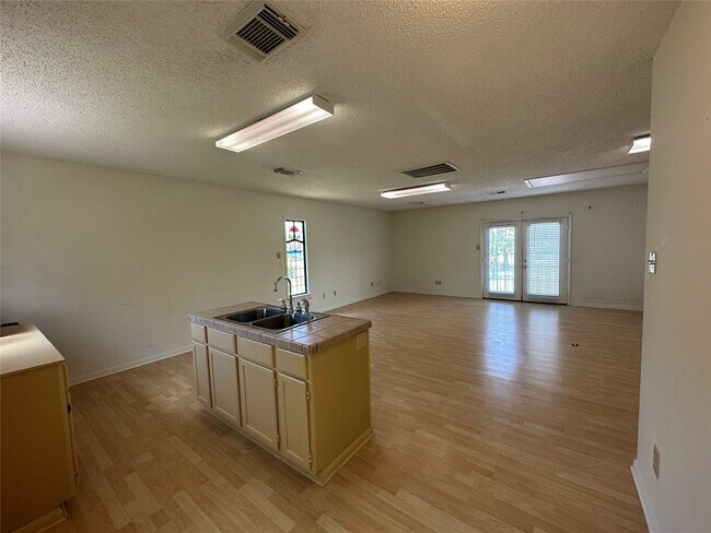 Photo - 30302 2nd St