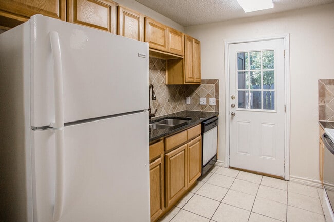 Photo - 813 Ranch Rd 12