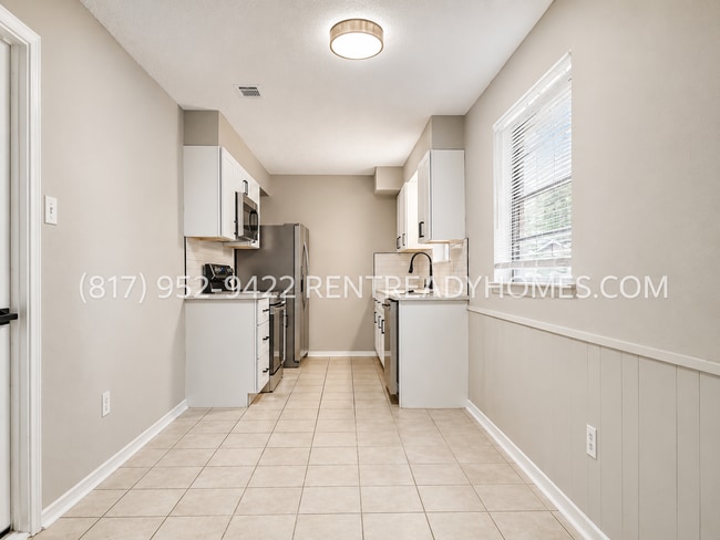 Photo - 7452 Darien St