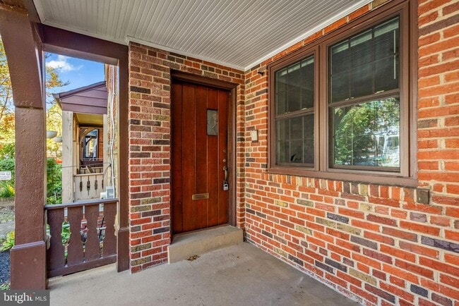 Photo - 24 Gallatin St NW