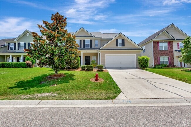 Building Photo - Spacious 4-Bedroom Home for Rent in Sought...