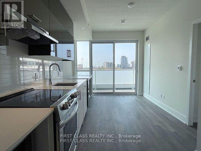 Photo - 188 Fairview Mall Dr Unit 728