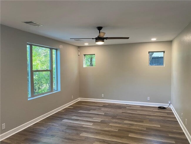 Photo - 1514 Betty Jo Dr