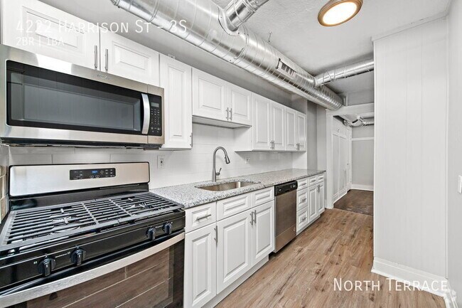 Building Photo - 4222 Harrison St Unit 3S Rental