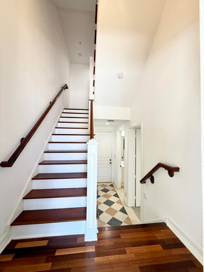 Photo - 319 Flamingo Dr