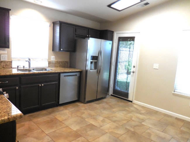 Photo - 368 Quail Dr