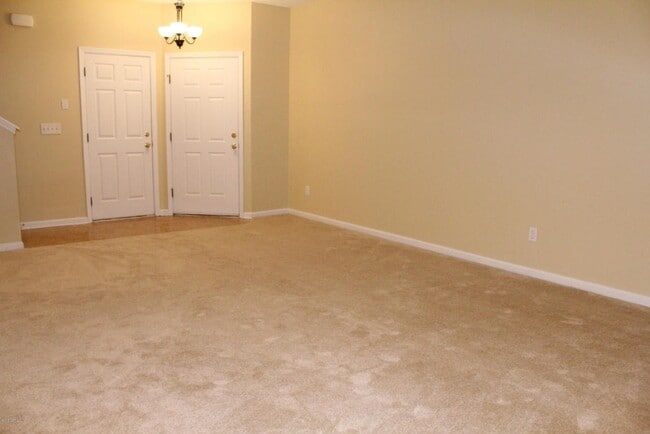 Photo - 6852 Misty View Dr