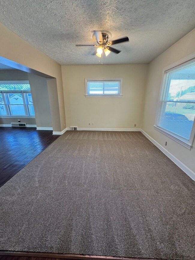 Photo - 119 Olive St