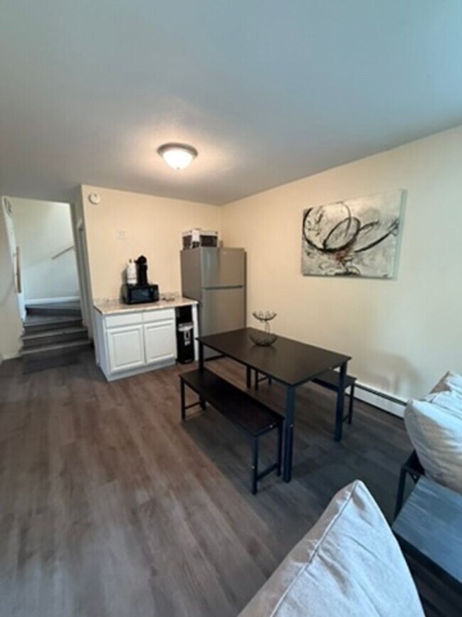 1516 Buttercup St Unit B