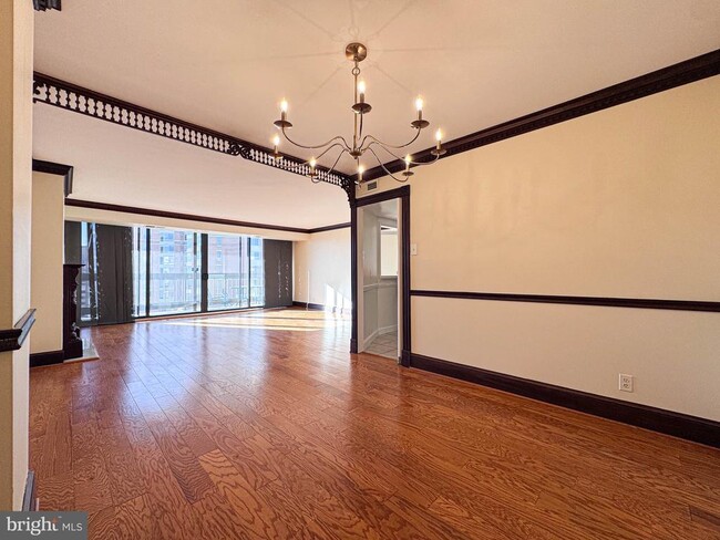 Photo - 3800 Fairfax Dr Unit 1705